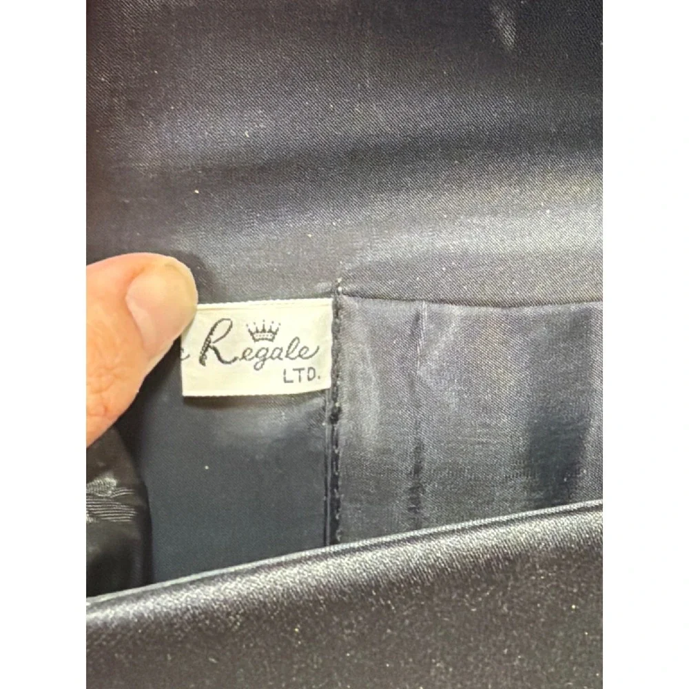 VTG 80s La Regale Ltd. Evening Clutch Womens OS Black‎ Satin Rhinestone Pleated